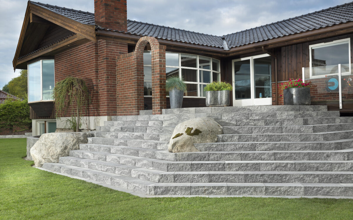 Trapp med Trappetrinn splitt fra Multiblokk