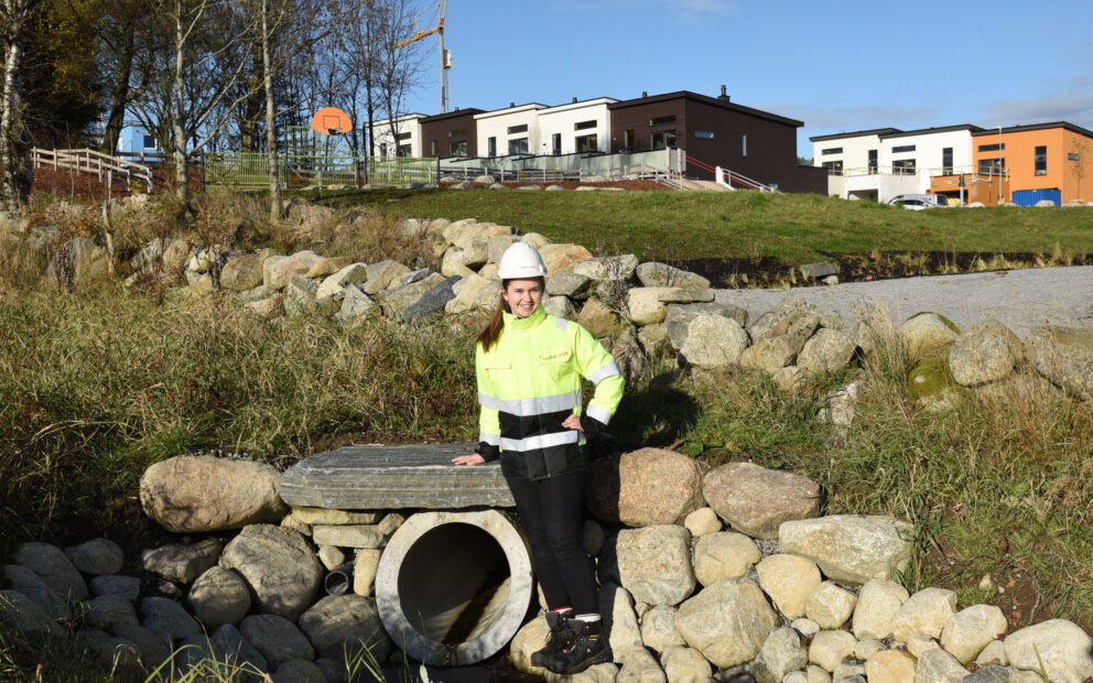 Blågrønn ov håndtering Hana m Amalie Rage 5