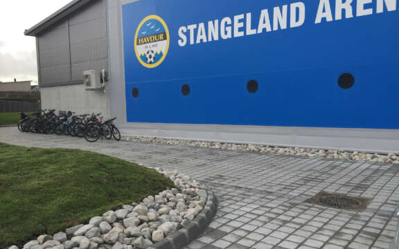 Stangeland Arena Plaza 1