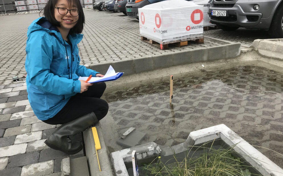 Masterstudent Alma regnbed 16